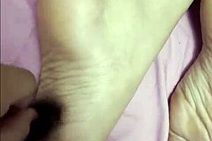 i tickled her feets then fucked this mature mexican lady and creampied her