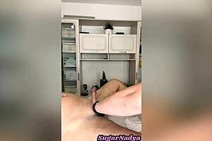 My first spontanious ejaculaton in the new year by sugarnadya