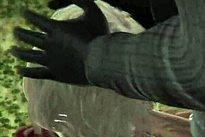 i watch ashley l get fucked by monsters in resident evil hentai