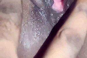 Watch me masturbate before the dick!