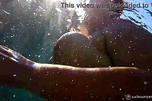 Check this bbw with hairy pussy getting fully nude in public! 😍