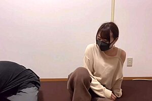 venezuelan sister masturbates while i watch her divine body