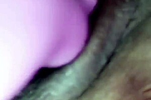 Ebony Milf Takes Deep Anal Pounding