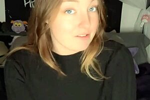 Intense Dildo Sucking and Vigorous Wet Pussy Fingering with Big Clit Toys