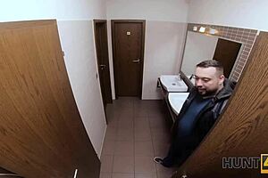 Hunt4k: Belle with red hair fucked by stranger in toilet in front of BF 😏