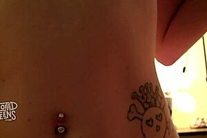 Skinny Amateur Teen 18+ Fucks Hard in First Casting Video