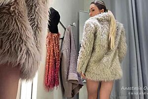 Look At This Hot Slut Flashing In The Fitting Room!