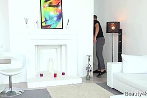 I love watching beauty4k's tera link play with a fidget spinner before getting intimate