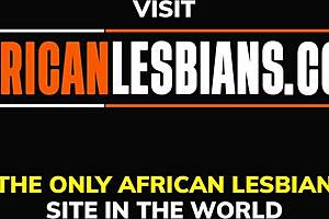 i'm the curvy african milf sittin on my friend's face ridin her pussy