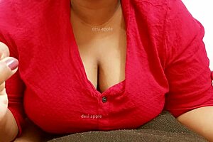 westbengal sexy bhabhi showing boobs