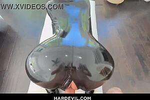 Fuck & foot fetish with huge titted slut