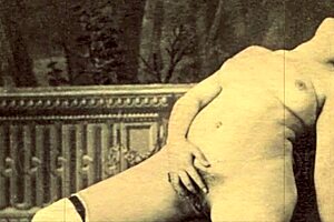 Vintage Woman With Hairy Pussy Gets Fucked In Steam Age