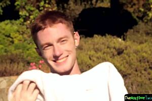 Twink Tugs Huge Cock in Close-Up Anal Fetish Scene