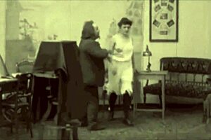 Vintage Woman With Hairy Pussy Gets Fucked In Steam Age