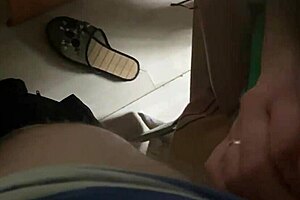 Distracted From Work By Phone Sex With Russian Amateur