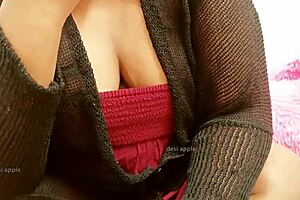 desi indian maid showing big tits