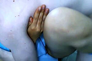 shy otaku dates popular guy