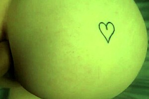 Close-Up Of Tight Asshole Creampie With Young Stepsister