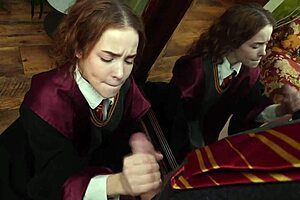 i saw hermione give harry potter a sloppy blowjob in cosplay