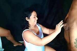 Slutty Hotwife Deisyyeraldine Takes Two Big Black Cocks in Threesome