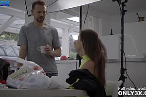 I brings you nympho Alyssia Kent's memrable fuck with well hung Erik Everhard