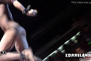 wanna join our wild valencian threesome right now?