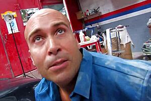 unleashed french amateurs bent over for assfucking and creampie in garage 😈