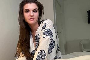 yo, caught stepmom cumming hard in her bedroom