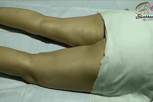 indian lady gets full body massage close up in homemade amateurs video