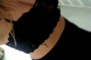 Shaved Pussy Babe Shows Off In Whatsapp Group, Begs For Fucking Until Cum On Belly