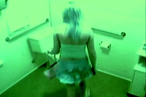 Blonde Teen Masturbating in Bath Spied On