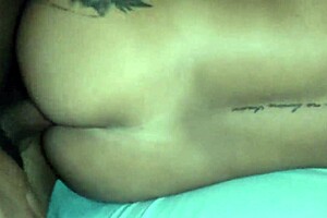 He films eating wife's big ass in stockings 🍑