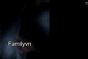 Babe from the Club Performs Well on Her Knees