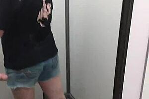 shellyseth and smarien75, are you fucking in the walmart dressing room again?