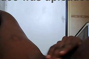 man, kellybabee's black pussy looks so inviting during fingering.