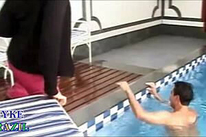 is the executive fucking the client in the pool?