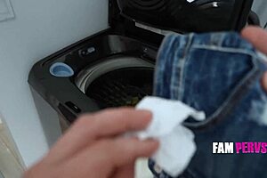 Stepsis Nia Bleu rides Peter Green in taboo cowgirl pov with big ass curves