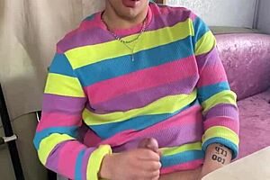 College guy chats online with intriguing twists - Joshua Lewis