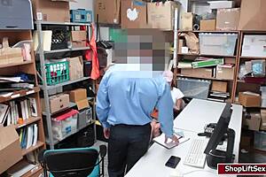 Wanna watch LP officer pound Carolina’s tight pussy hard?