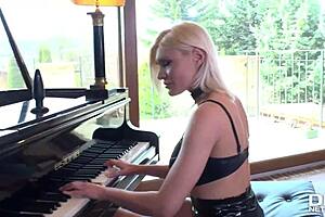 Wow, check out this xxxtreme orgy where milf kitana lure takes 3 cocks hard! 😍