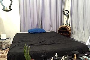 Minha vizinha gostosa me deu a buceta de presente de natal 😏