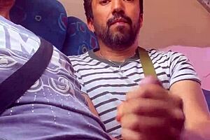 Quick Suck On The Bus With Mexican Amateur