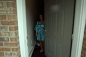 Gym Girl Picked Up and Fucked Outdoors