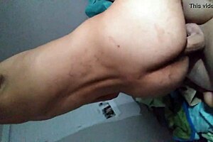 me riding that white dick so hard, feels amazing 😏