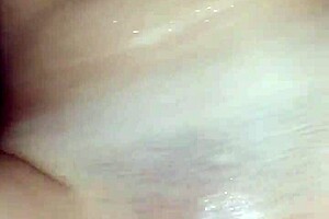 first squirting experience with extreme wet pussy