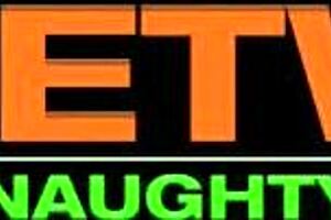 Stunning beauty turns her mouth into a blowjob machine.