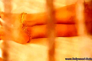 i think brunette cougar is so erotc