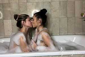 nelly kent and gina gerson fucking in bathroom