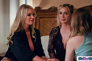 Wow, stepmoms showing teen 18+ the art of licking pussy!