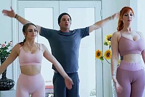 i strip petite 18+ freya von doom freeuse fantasy